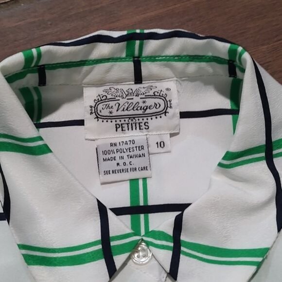 Vintage The Villager 10 blue plaid button down shirt sleeve blouse - Picture 2 of 3